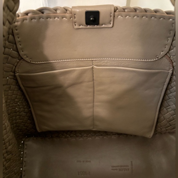 Falor Made in Italy Leather Woven Bag in Neutral Taupe Color. - Picture 9 of 17